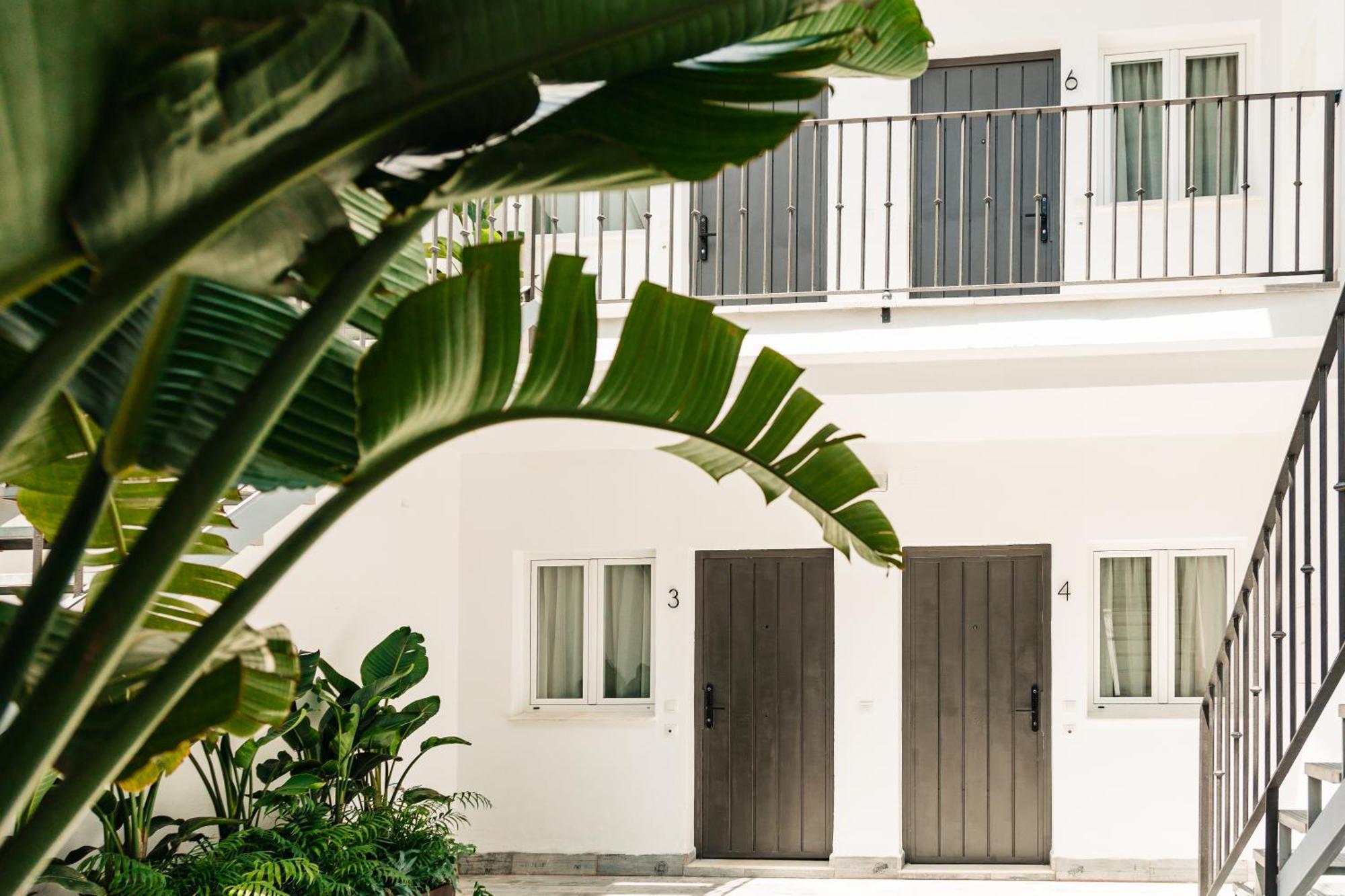 Astuto 21 Suites - Adults Only Jerez de la Frontera Exterior photo