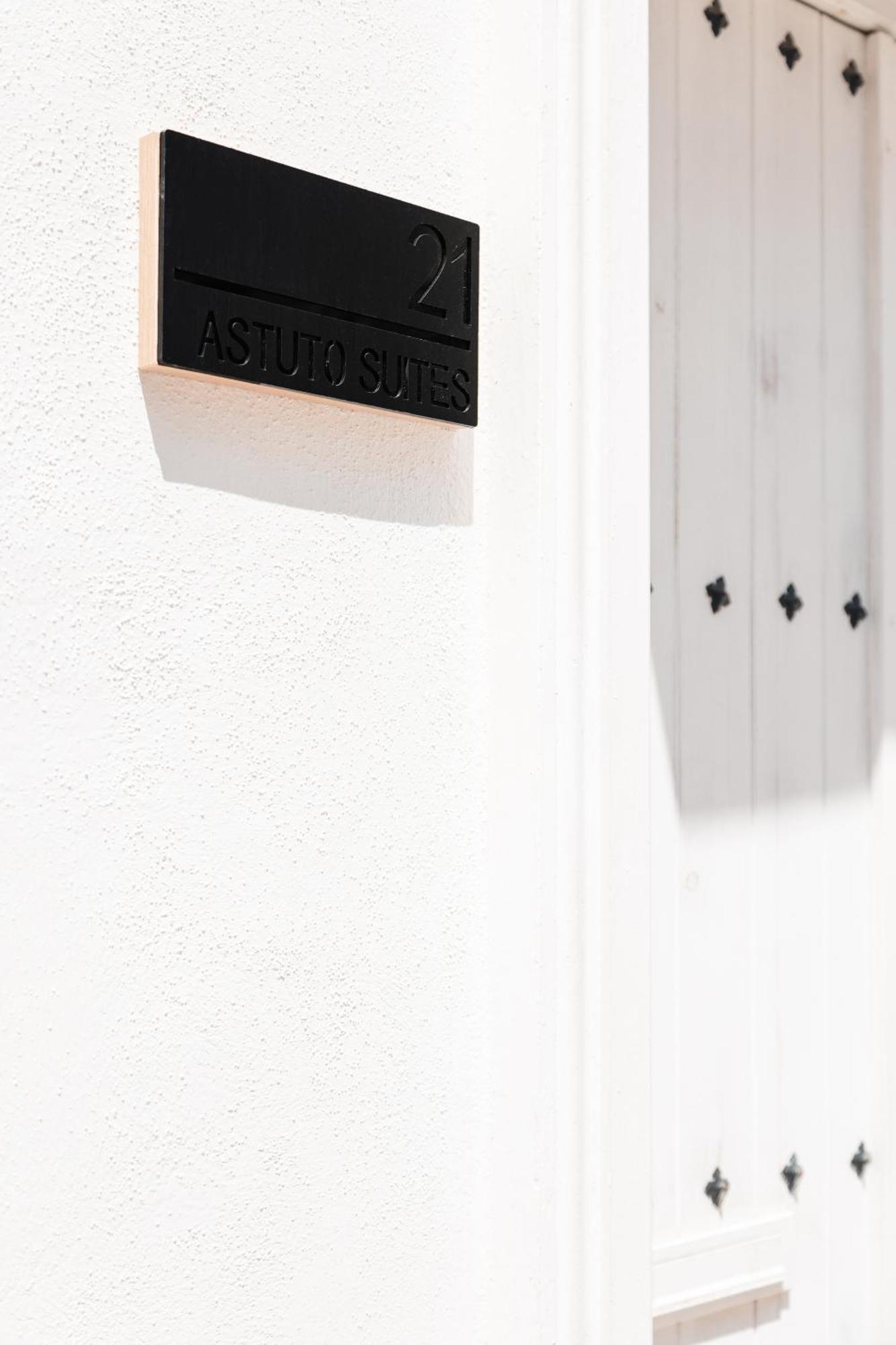 Astuto 21 Suites - Adults Only Jerez de la Frontera Exterior photo